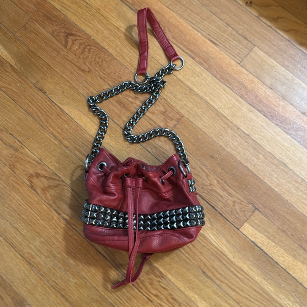 Tylie Malibu deep red leather bucket bag with gunmetal chain